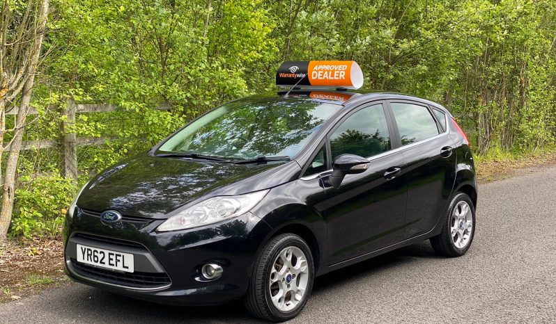 2013 Ford FIESTA full