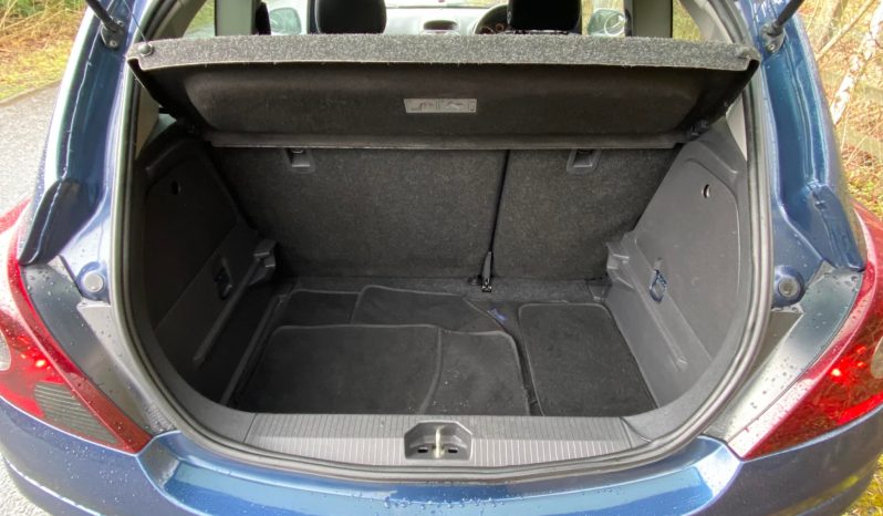 2013 Vauxhall Corsa full