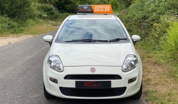 2015 Fiat PUNTO full